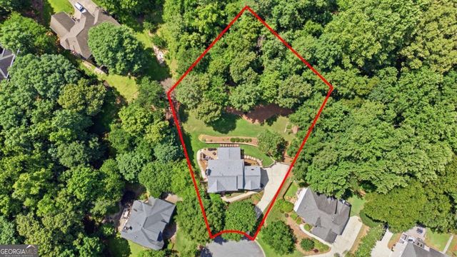 112 Grandcrest Drive, Suwanee, GA 30024