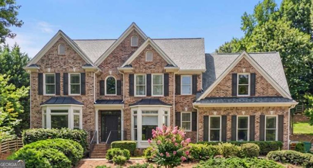 112 Grandcrest Drive, Suwanee, GA 30024