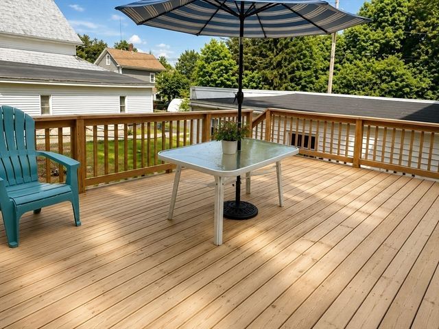 115 School St., Warren, MA 01083