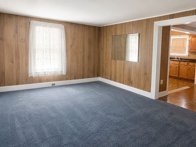 115 School St., Warren, MA 01083