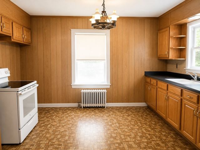 115 School St., Warren, MA 01083