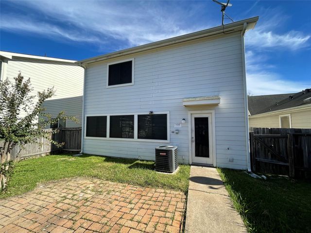 20734 Settlers Lake Circle N, Katy, TX 77449