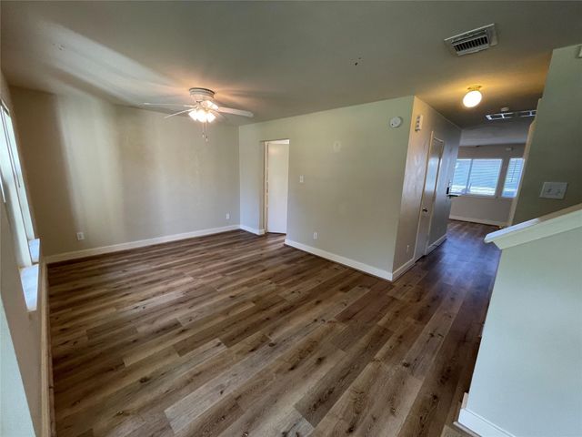 20734 Settlers Lake Circle N, Katy, TX 77449
