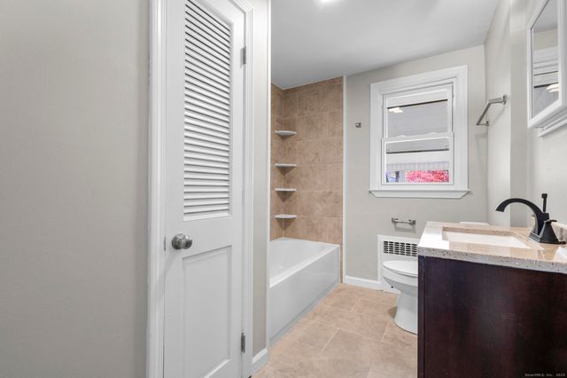 114 Lake Avenue, Bristol, CT 06010