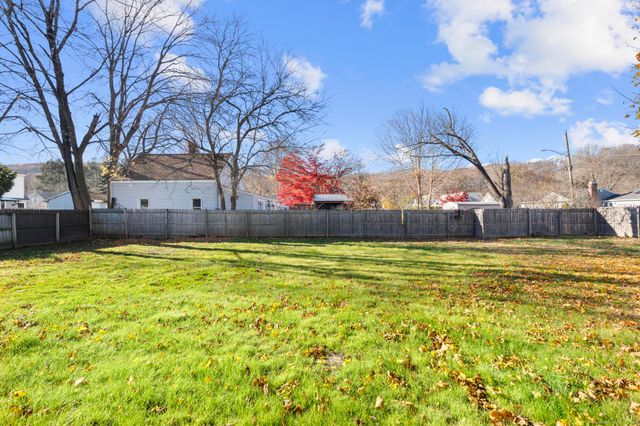 114 Lake Avenue, Bristol, CT 06010