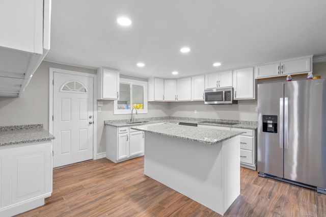 114 Lake Avenue, Bristol, CT 06010