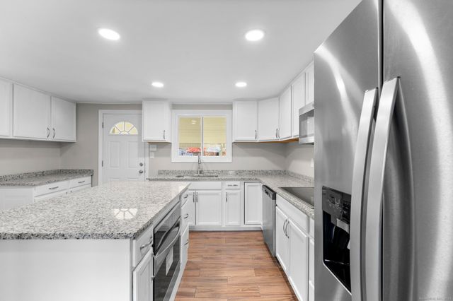 114 Lake Avenue, Bristol, CT 06010