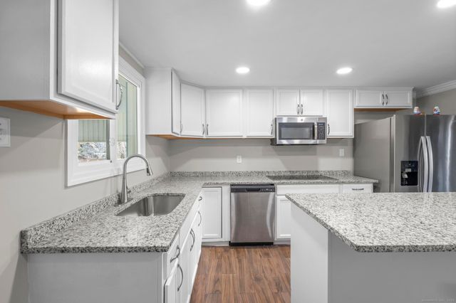 114 Lake Avenue, Bristol, CT 06010