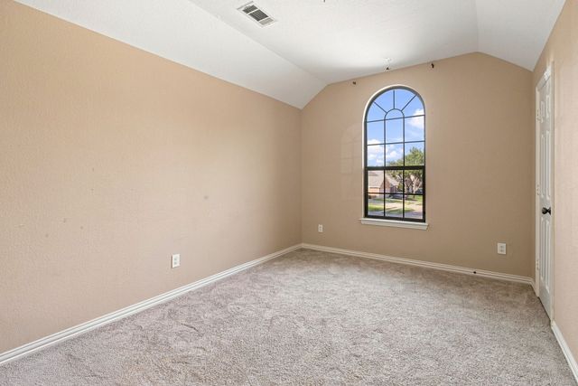 7075 Nantucket Way, Grand Prairie, TX 75054