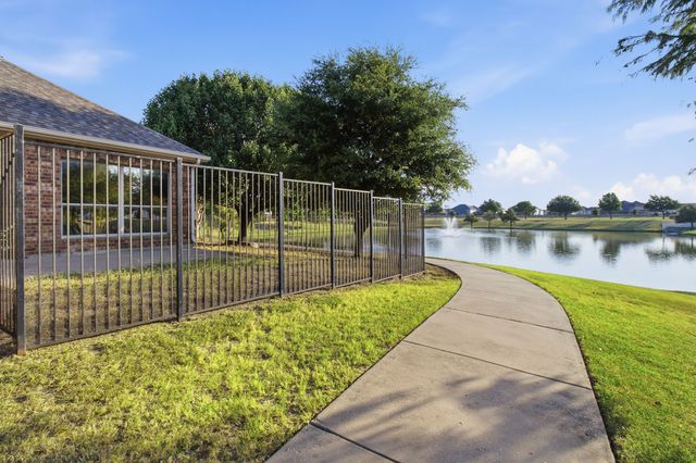 7075 Nantucket Way, Grand Prairie, TX 75054