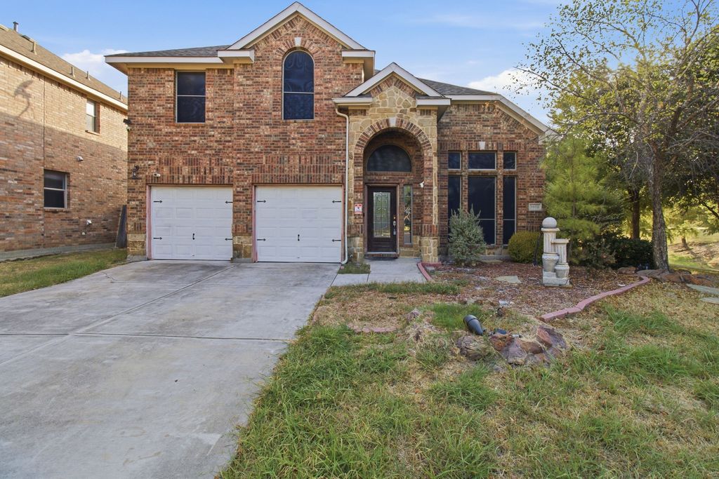 7075 Nantucket Way, Grand Prairie, TX 75054