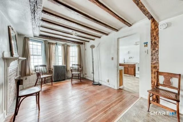 165 Maple Street, East Hartford, CT 06118