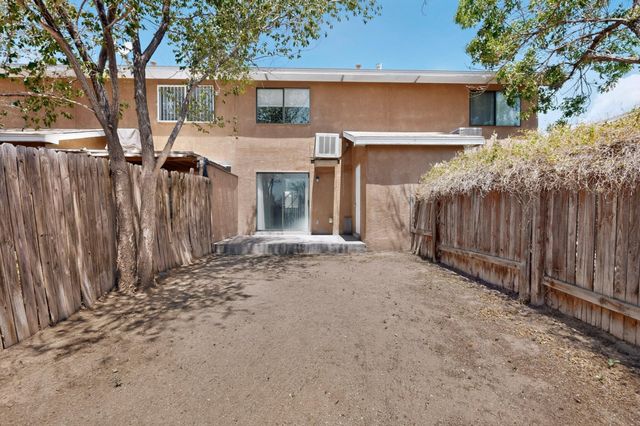 8201 Trumbull Avenue SE APT C, Albuquerque, NM 87108