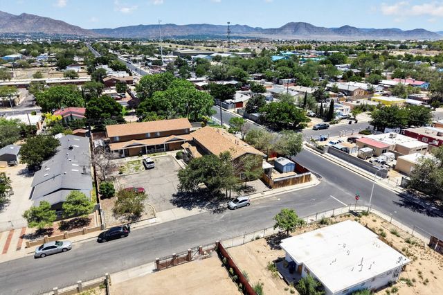 8201 Trumbull Avenue SE APT C, Albuquerque, NM 87108