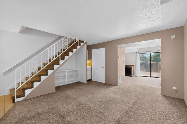 8201 Trumbull Avenue SE APT C, Albuquerque, NM 87108