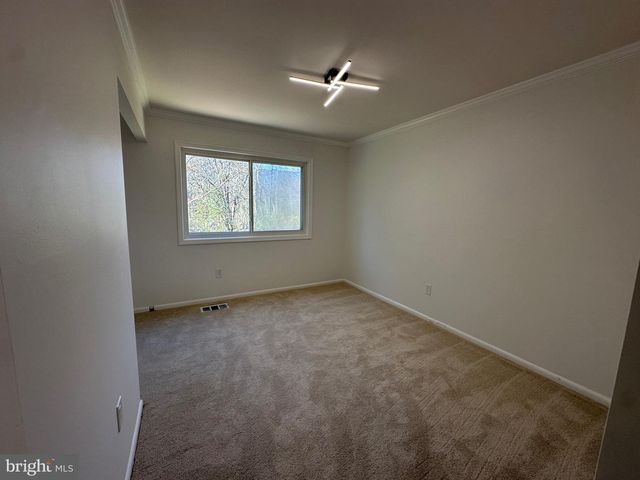 18424 ALLSPICE DR, Germantown, MD 20874