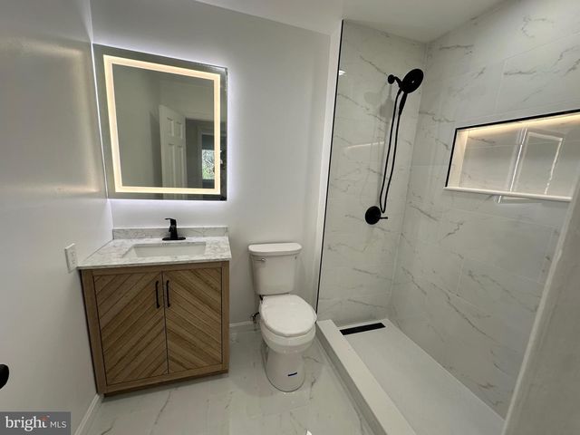 18424 ALLSPICE DR, Germantown, MD 20874