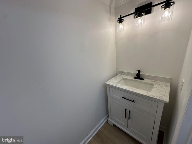 18424 ALLSPICE DR, Germantown, MD 20874