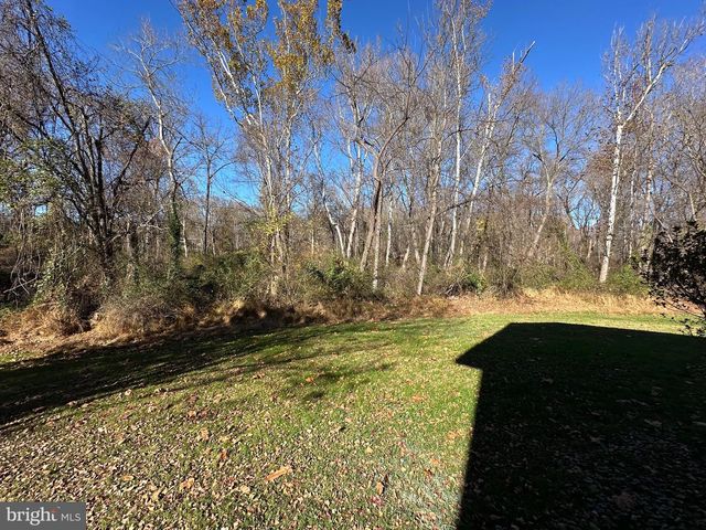 18424 ALLSPICE DR, Germantown, MD 20874