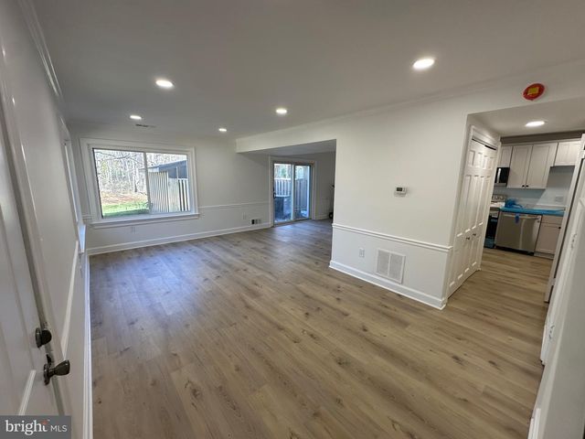 18424 ALLSPICE DR, Germantown, MD 20874