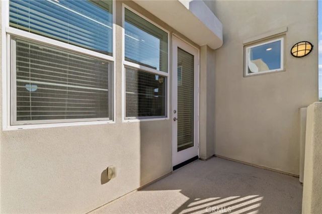 119 Newall, Irvine, CA 92618