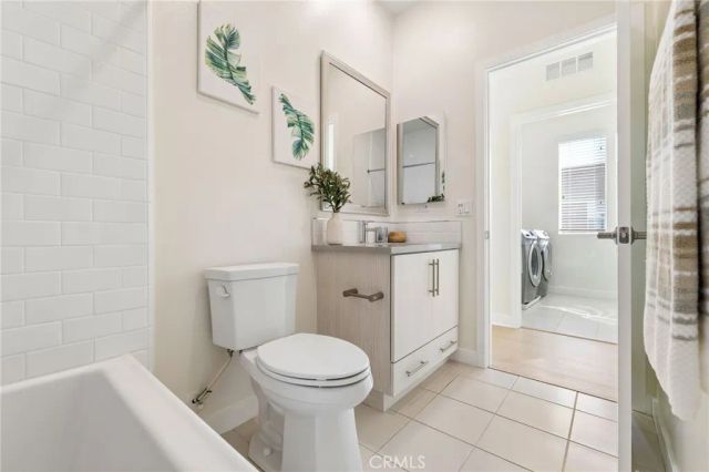 119 Newall, Irvine, CA 92618