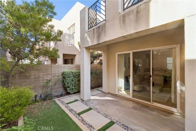 119 Newall, Irvine, CA 92618
