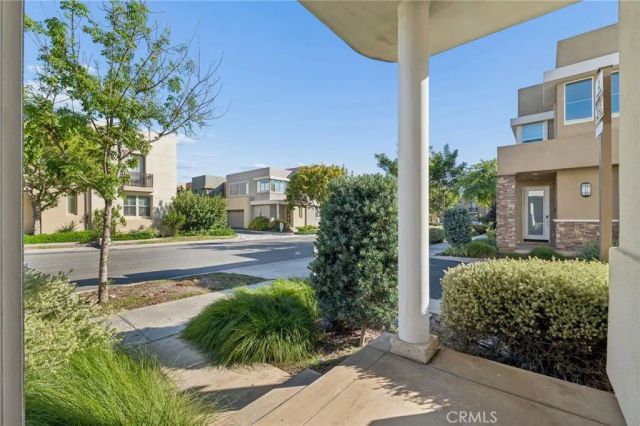 119 Newall, Irvine, CA 92618