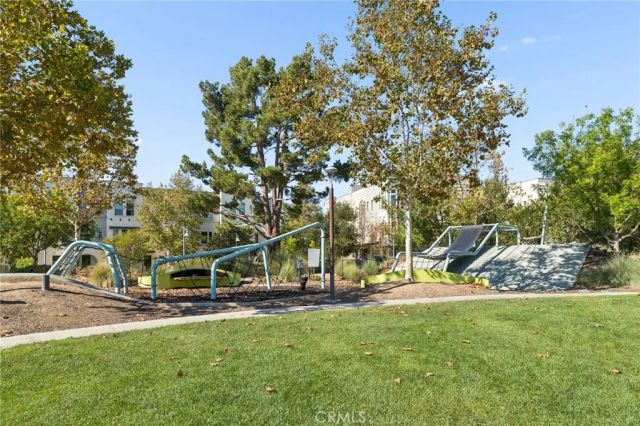 119 Newall, Irvine, CA 92618