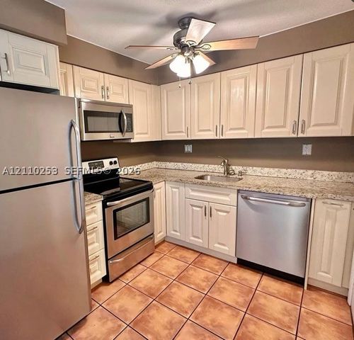 1824 Monroe St 4, Hollywood, FL 33020