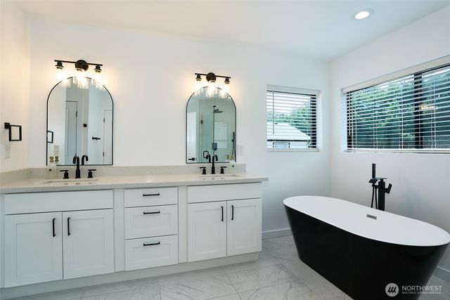 5013 S 354th Street, Auburn, WA 98001