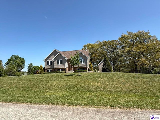 230 Trappers Ridge Court, Vine Grove, KY 40175