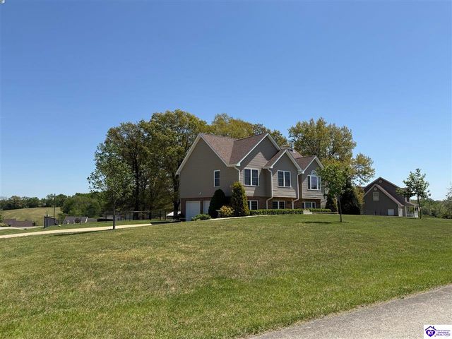 230 Trappers Ridge Court, Vine Grove, KY 40175