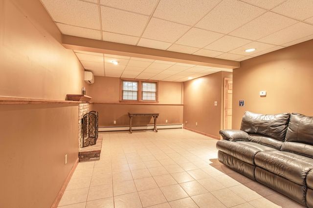 191 Cynthia Dr, Raynham, MA 02767