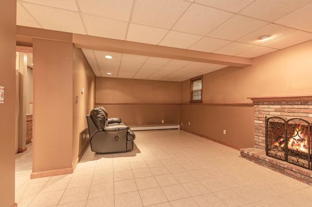 191 Cynthia Dr, Raynham, MA 02767