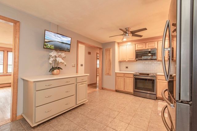 191 Cynthia Dr, Raynham, MA 02767