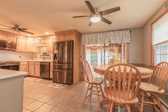 191 Cynthia Dr, Raynham, MA 02767