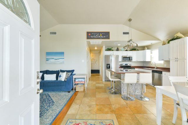 4131 Jackson Drive, Galveston, TX 77554