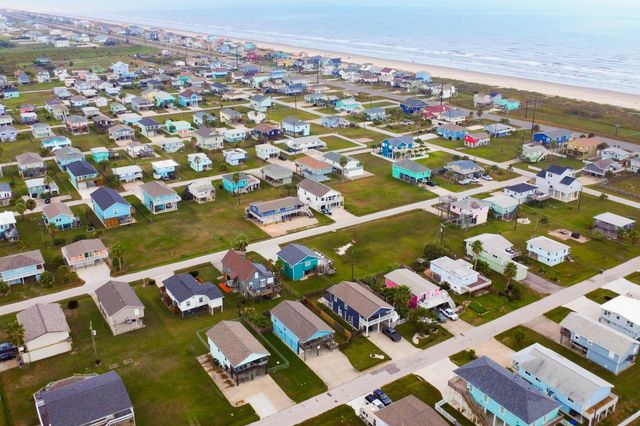 4131 Jackson Drive, Galveston, TX 77554