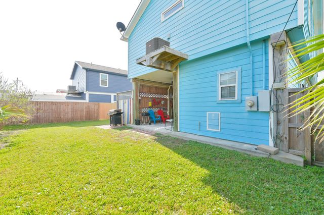 4131 Jackson Drive, Galveston, TX 77554