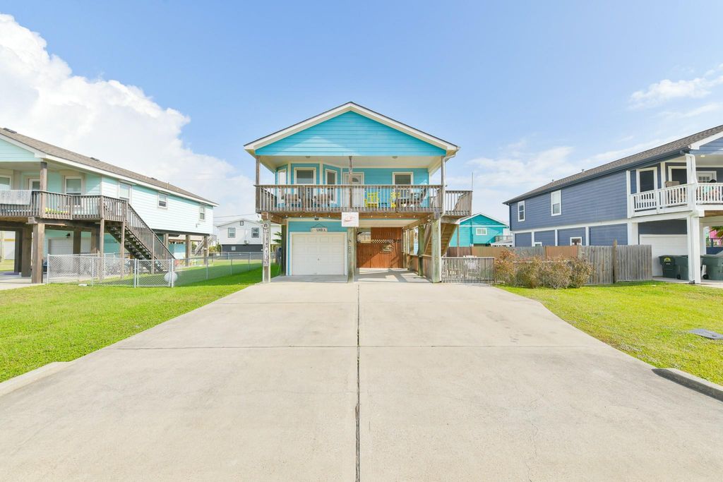 4131 Jackson Drive, Galveston, TX 77554