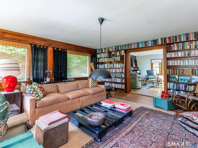 12 Old Forge Hollow Road, Litchfield, CT 06750