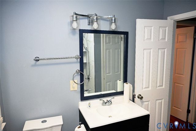 2587 Pinehurst Dr, Petersburg, VA 23805