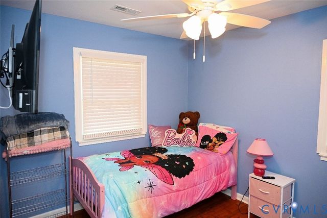 2587 Pinehurst Dr, Petersburg, VA 23805