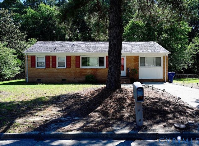2587 Pinehurst Dr, Petersburg, VA 23805