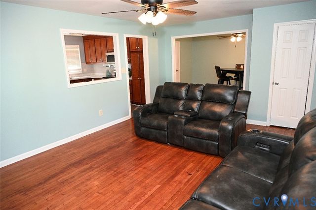 2587 Pinehurst Dr, Petersburg, VA 23805