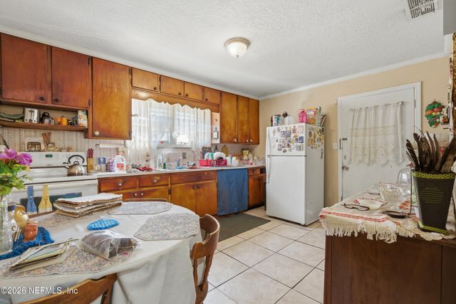 554 ROBERTS Street, Jacksonville, FL 32254