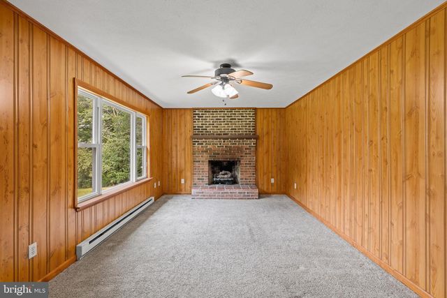 1077 FLEMING PARK RD, Mount Jackson, VA 22842