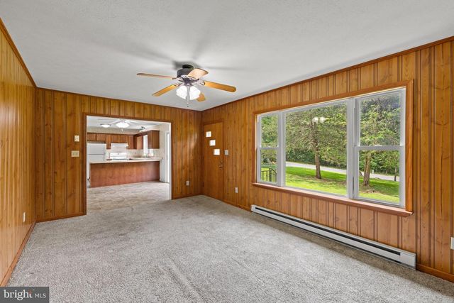 1077 FLEMING PARK RD, Mount Jackson, VA 22842