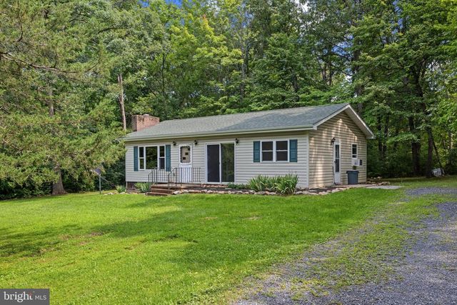 1077 FLEMING PARK RD, Mount Jackson, VA 22842